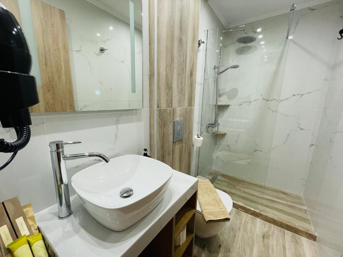 ליגוריו Xenios Suites מראה חיצוני תמונה